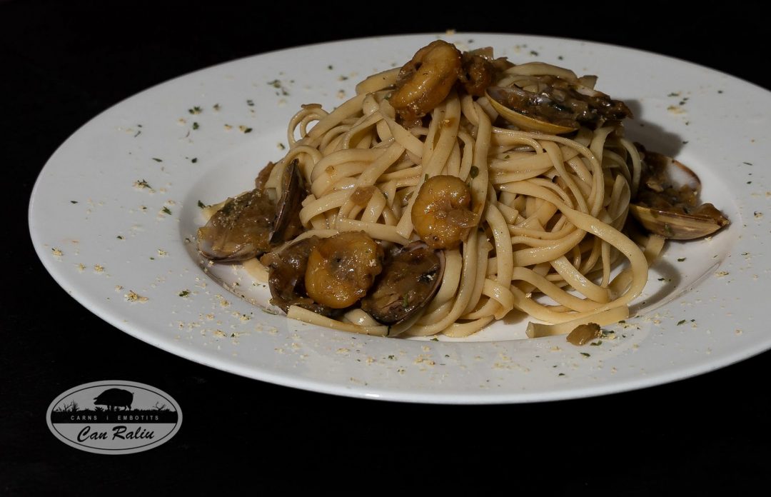 Pasta Amb Cloïses I Gambes