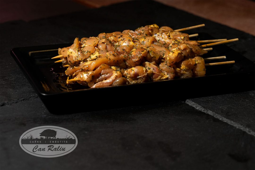 Pinxos De Pollastre Amb Herbes